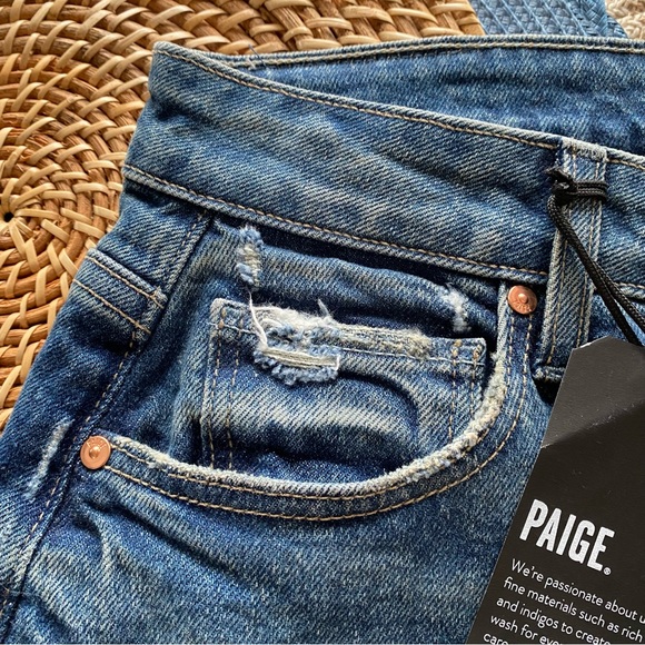 PAIGE Alexis Covered ButtonFly LoveJoy Distressed Jeans! 👖 - Picture 12 of 16